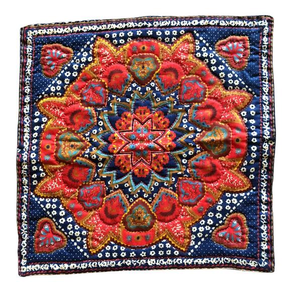 Handmade Quilted Mandala Design Floral Pattern Square Vintage Style - Picture 1 of 4